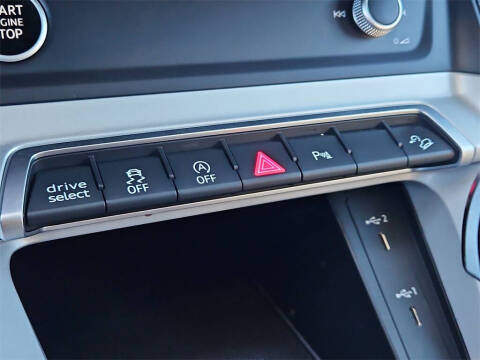 2022 Audi Q3 quattro S line Premium 45 TFSI