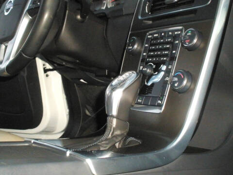 2013 Volvo S60 T5 Platinum