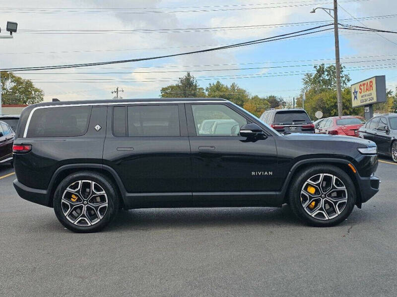 2023 Rivian R1S Adventure