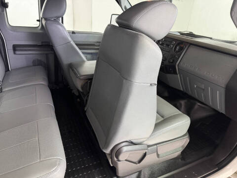 2011 Ford F-350 Super Duty XL