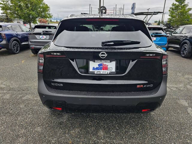 2025 Nissan Kicks SR