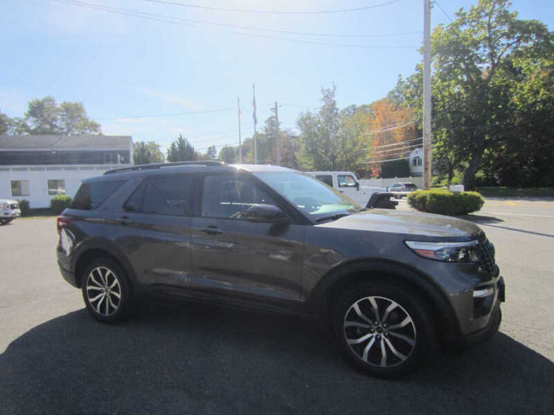 2020 Ford Explorer ST