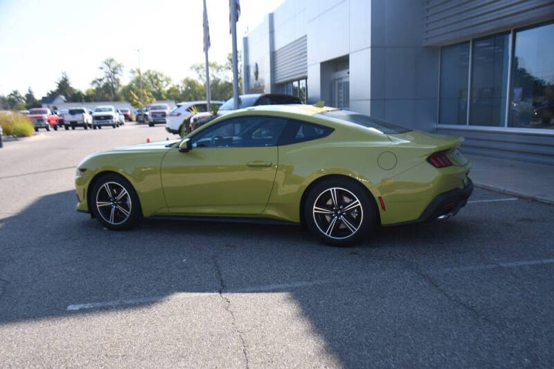 2025 Ford Mustang EcoBoost