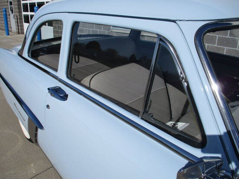 1952 Mercury 2 Door Sedan