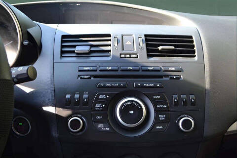 2013 Mazda MAZDA3 i Touring