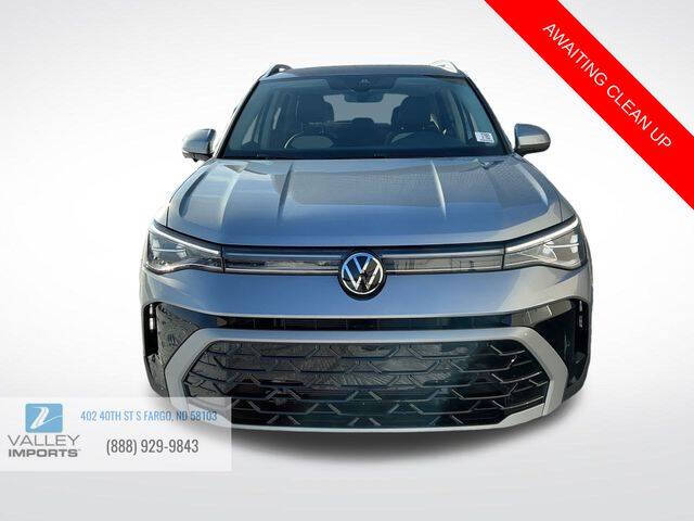 2025 Volkswagen Taos SEL 4Motion
