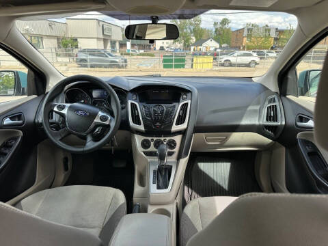 2012 Ford Focus SE