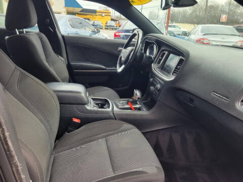 2017 Dodge Charger SXT