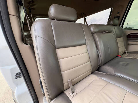 2004 Ford Excursion Eddie Bauer