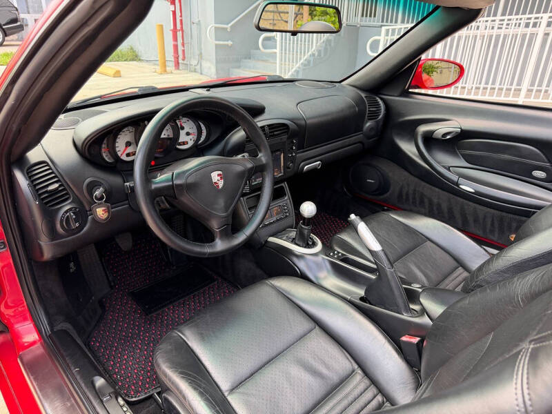 2002 Porsche 911 Carrera