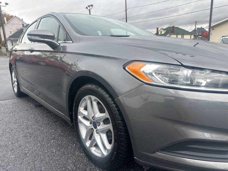 2014 Ford Fusion SE