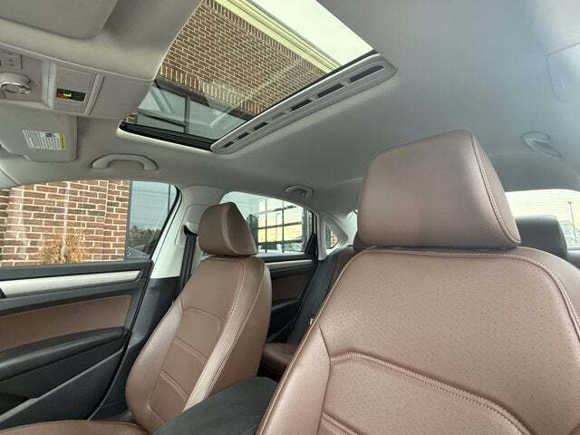 2021 Volkswagen Passat SE