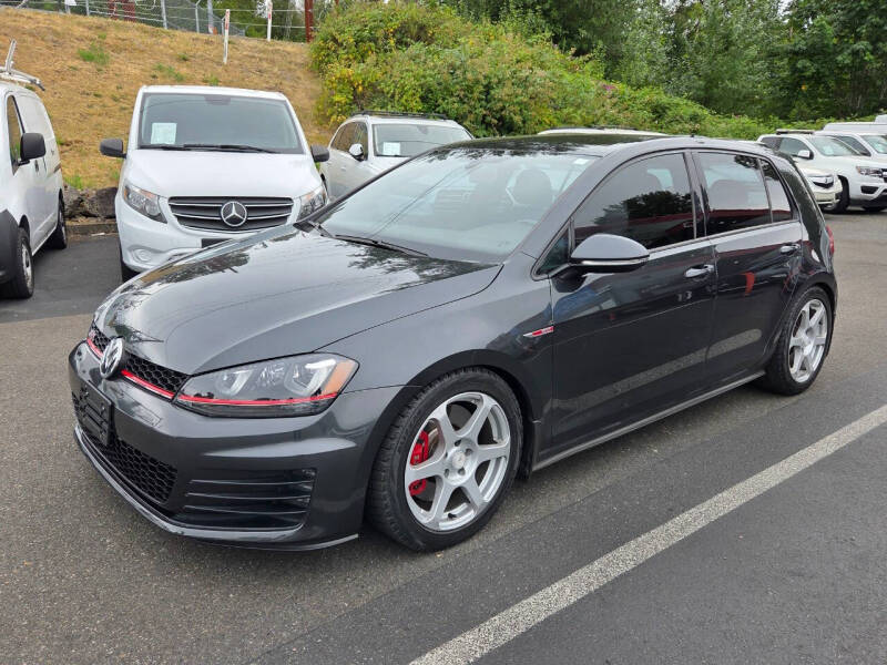 2016 Volkswagen Golf GTI SE