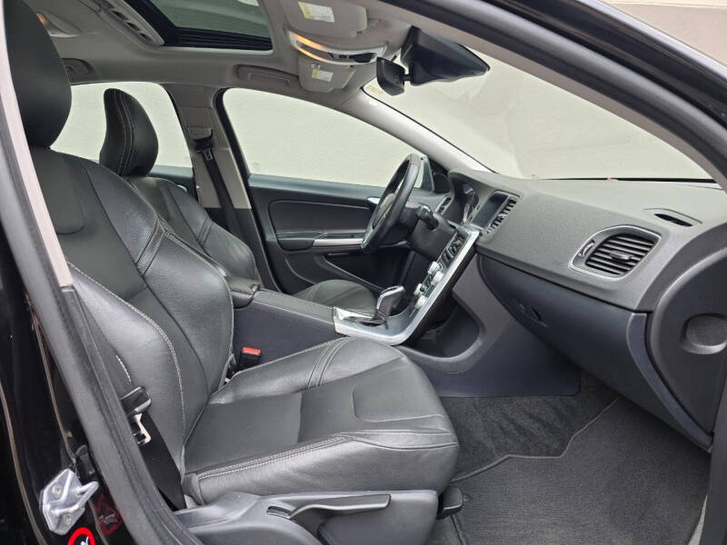 2017 Volvo S60 T5 Dynamic
