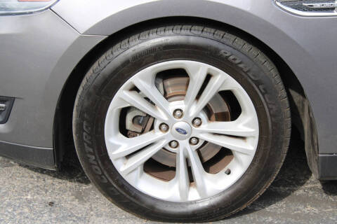 2013 Ford Taurus SEL