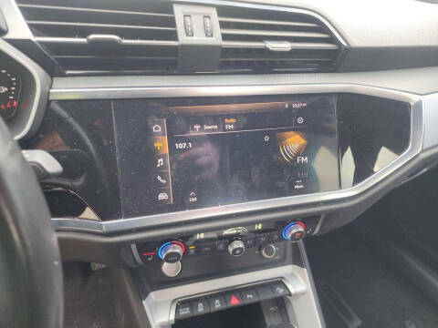 2020 Audi Q3 quattro S line Premium 45 TFSI