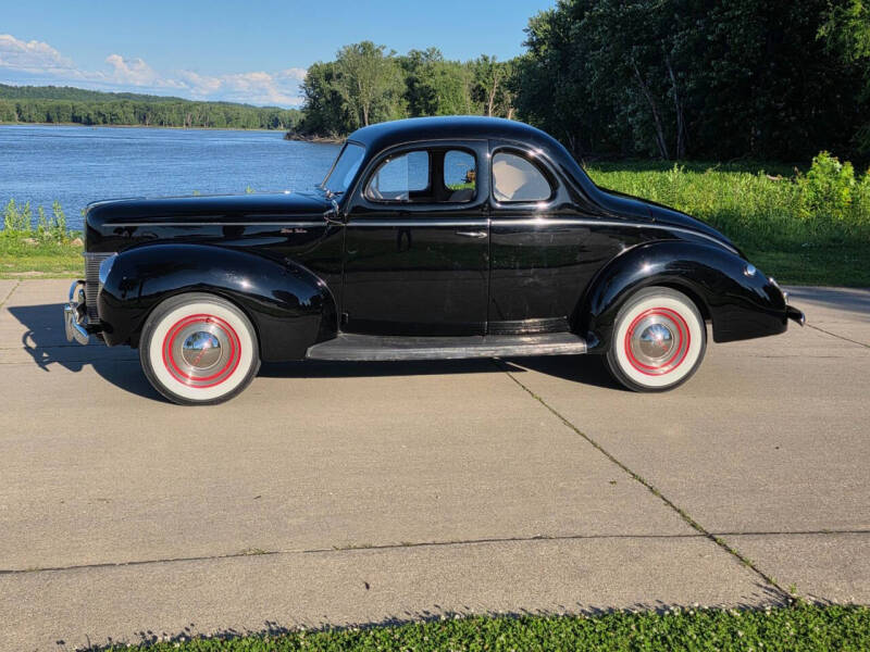 1940 Ford Deluxe