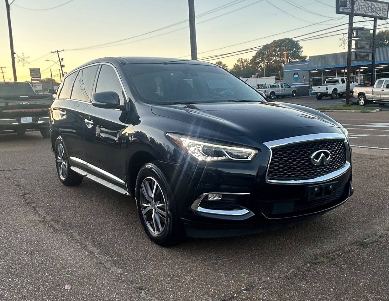 2020 INFINITI QX60 for sale at Hope City Auto Sales in Senatobia, MS