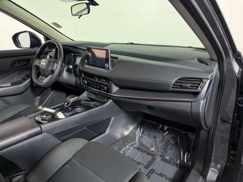 2025 Nissan Rogue S