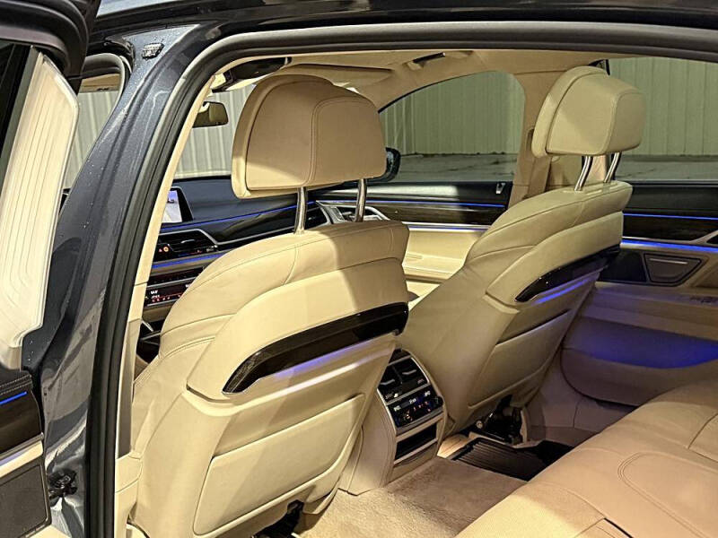 2016 BMW 7 Series 750i xDrive