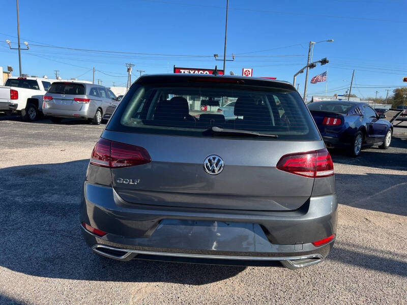 2019 Volkswagen Golf S