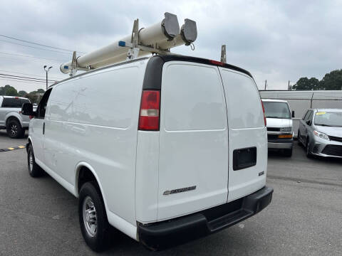 2017 Chevrolet Express 2500
