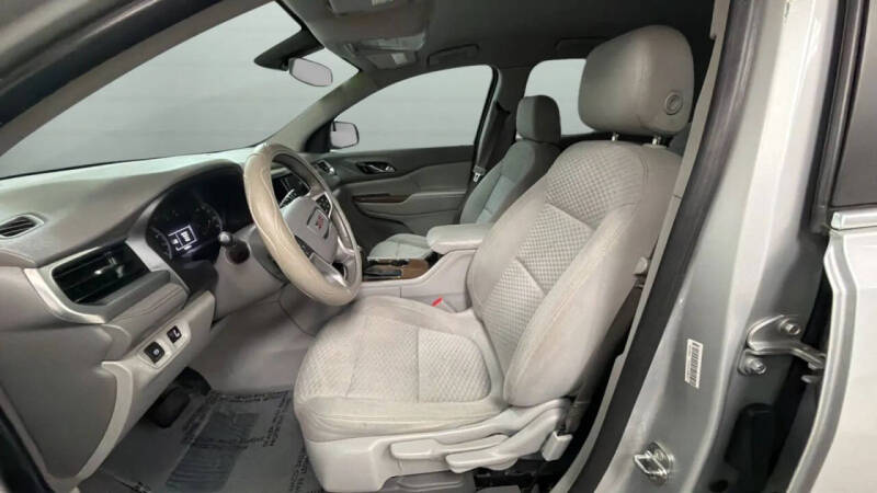 2018 GMC Acadia SLE-1