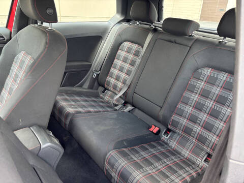 2016 Volkswagen Golf GTI S