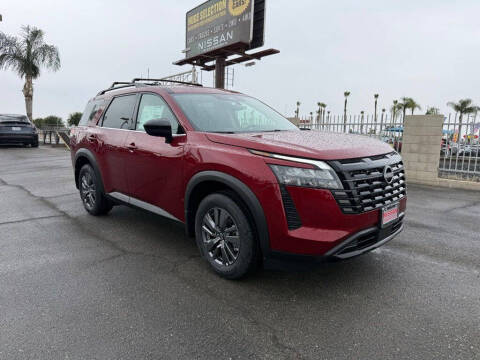 2026 Nissan Pathfinder SV