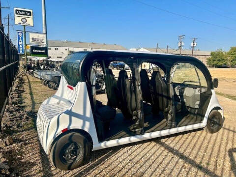 2024 GEM e6 6 Passenger Electric LSV