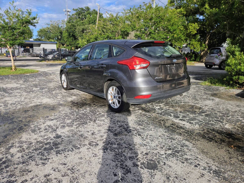2015 Ford Focus SE