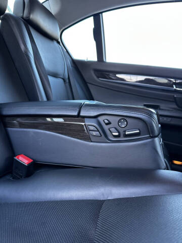 2013 BMW 7 Series 740Li xDrive