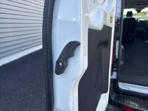 2025 Ford Transit 250