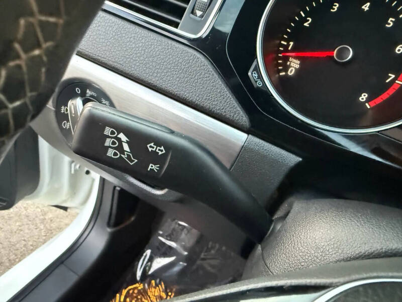 2016 Volkswagen Jetta 1.8T Sport