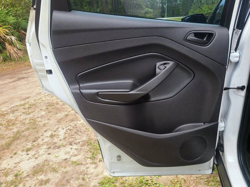2019 Ford Escape S