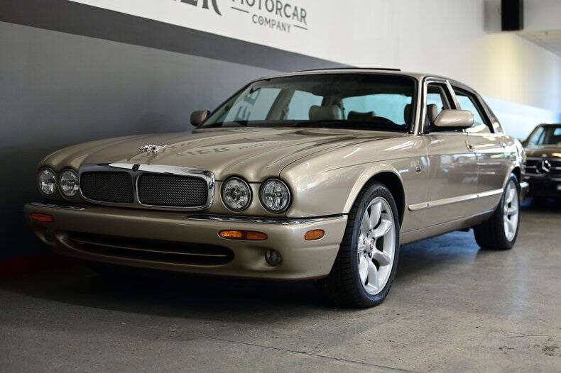 1999 Jaguar XJR
