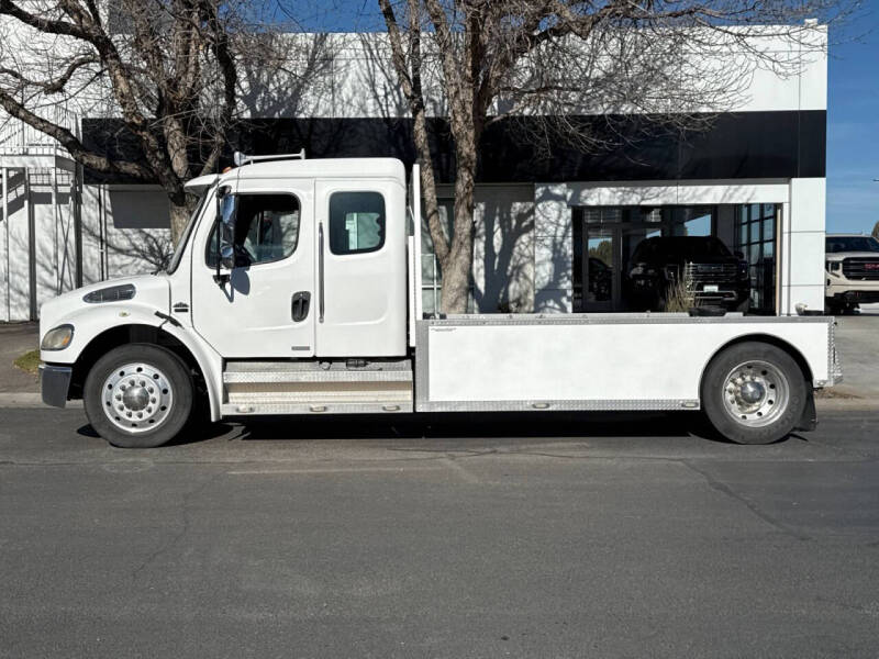 2007 Freightliner M2 106