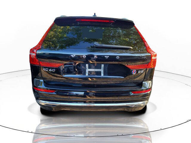 2023 Volvo XC60 B5 Plus Bright Theme
