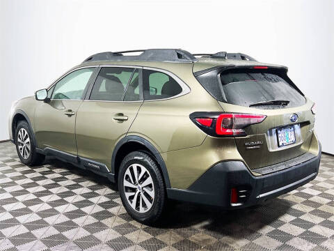 2022 Subaru Outback Premium