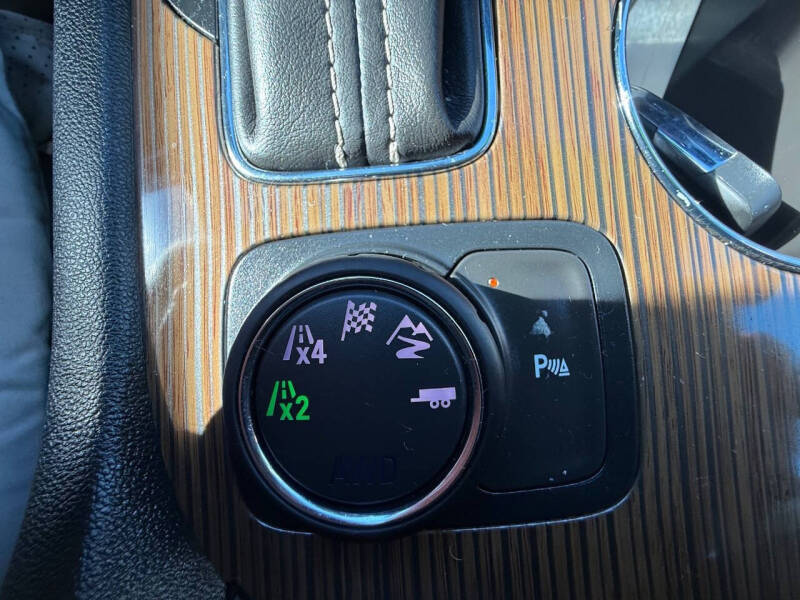 2019 GMC Acadia SLE-2