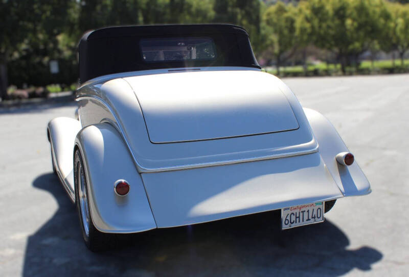 1934 Ford Cabriolet