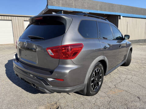 2019 Nissan Pathfinder SL