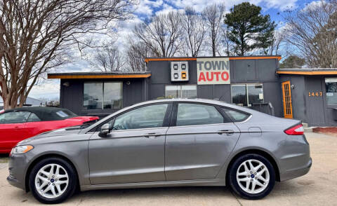 2014 Ford Fusion SE