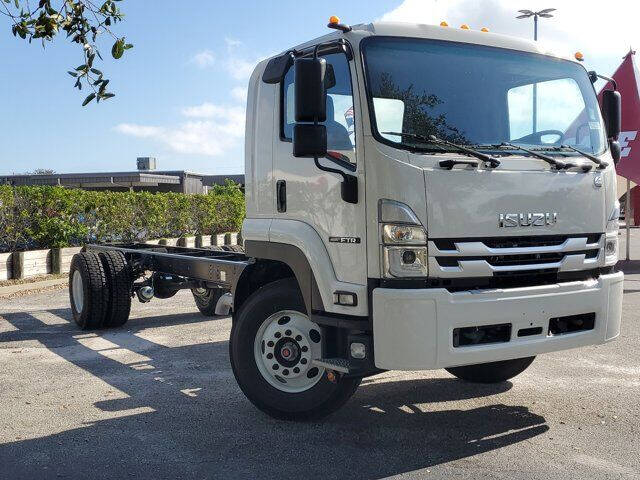2023 Isuzu FTR for sale at GATOR'S IMPORT SUPERSTORE in Melbourne FL