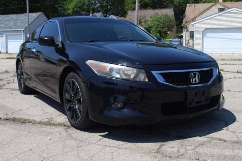 2009 Honda Accord for sale at Square Business Automotive in Milwaukee WI