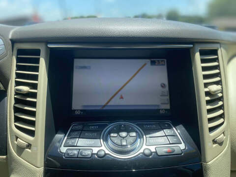 2011 Infiniti FX35
