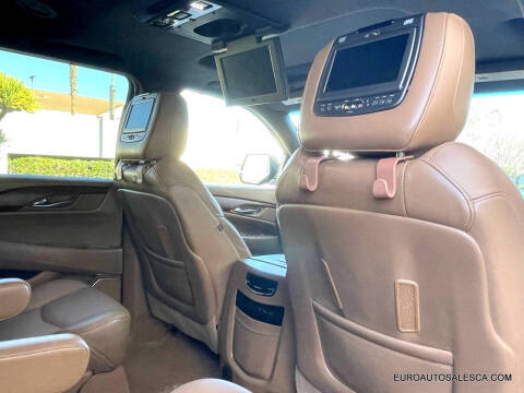 2017 Cadillac Escalade ESV Platinum