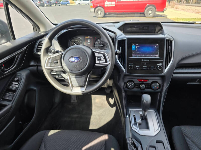 2019 Subaru Impreza 2.0i
