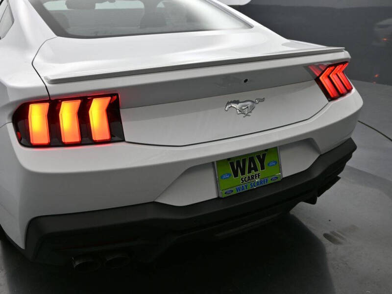2025 Ford Mustang EcoBoost Premium