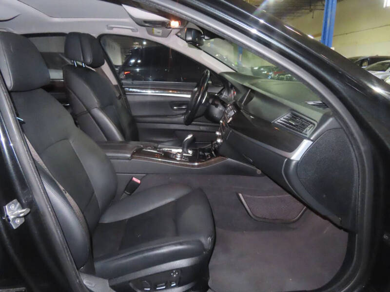 2011 BMW 5 Series 535i